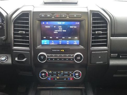 Used 2020 Ford Expedition Limited w/ Equipment Group 301A AWD/4WD image 30