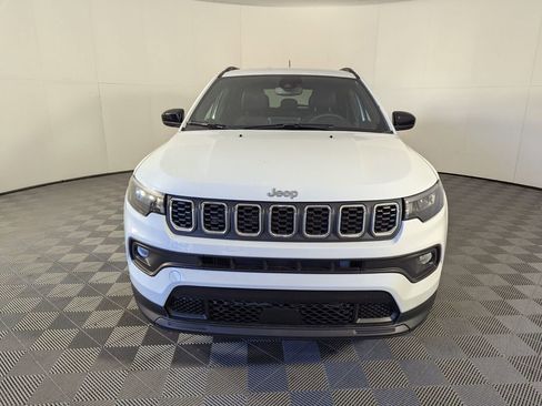 New 2026 Jeep Compass Latitude image 3
