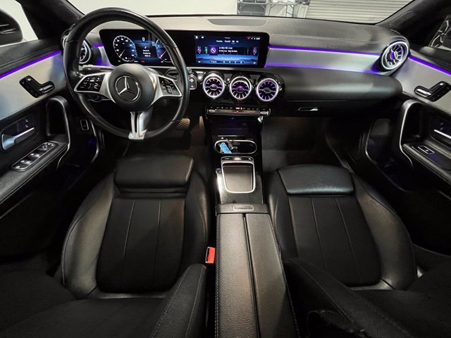 Used 2025 Mercedes-Benz CLA 250 image 17