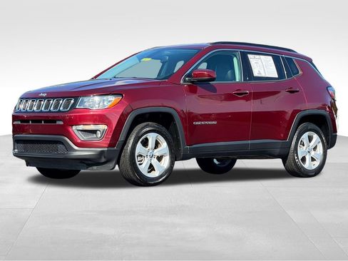 Used 2021 Jeep Compass Latitude w/ Convenience Group AWD/4WD image 3