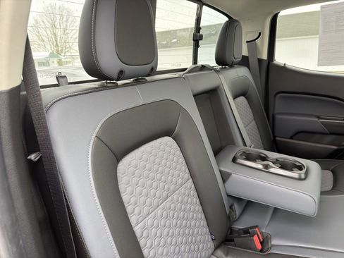 Used 2019 Chevrolet Colorado Z71 image 25