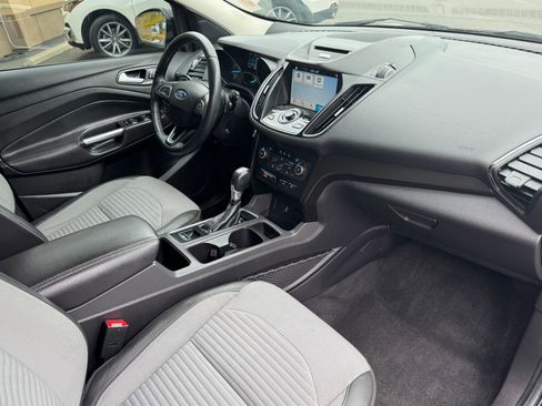 Used 2017 Ford Escape Titanium AWD/4WD image 24