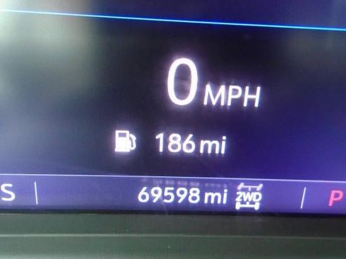 Used 2022 Chevrolet Silverado 3500 LTZ w/ LTZ Convenience Package image 6