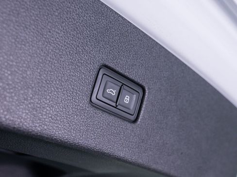 Used 2021 Audi RS Q8 w/ Black Optic Package AWD/4WD image 9