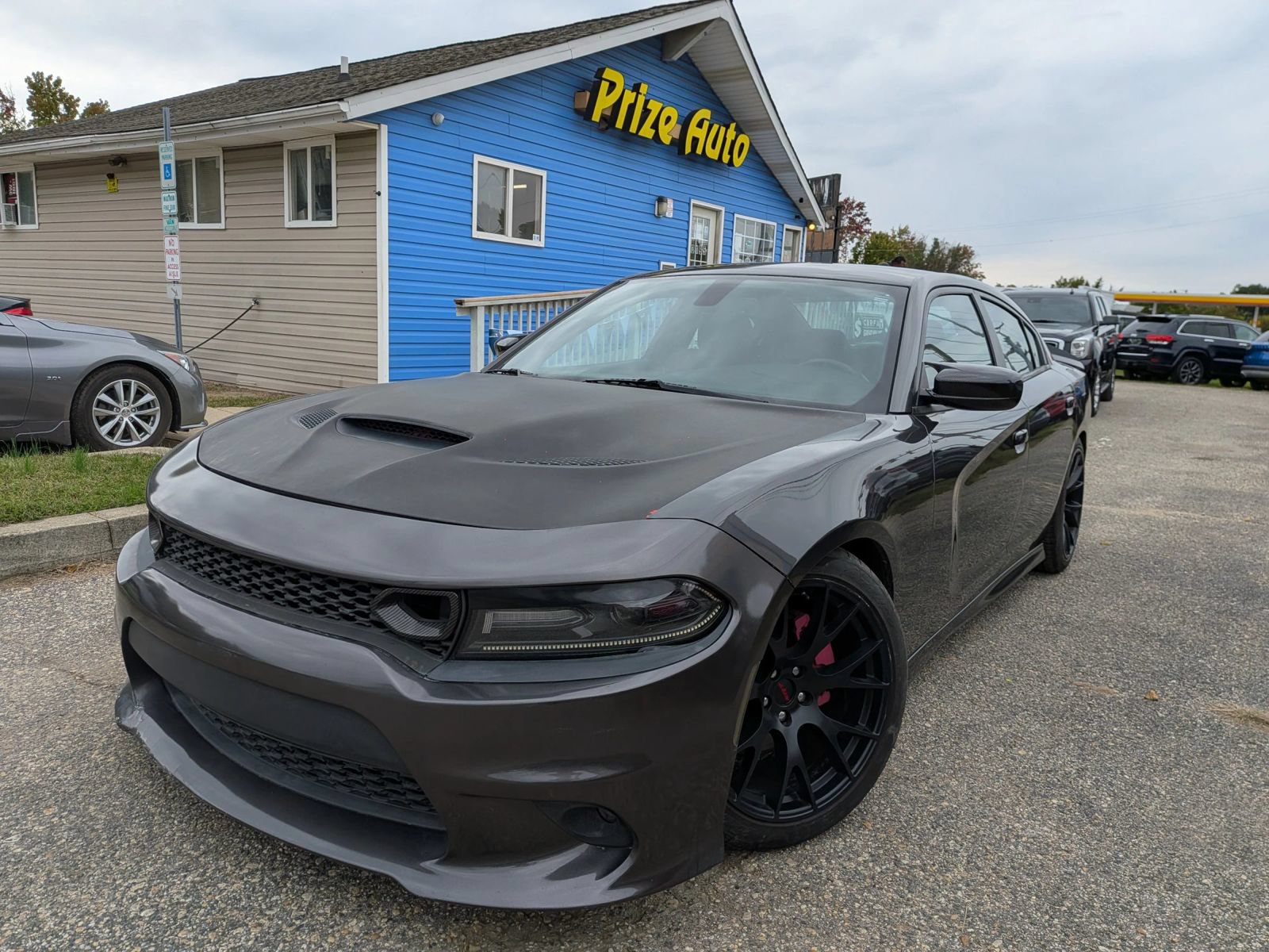 Used 2019 Dodge Charger R/T w/ Blacktop Package RWD image 1