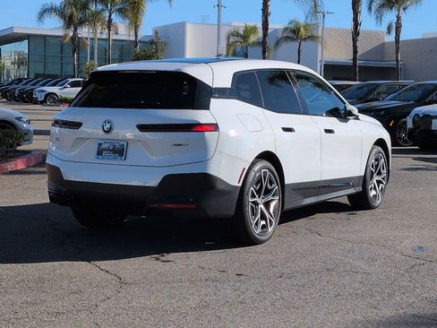 Certified 2024 BMW iX xDrive50 image 10