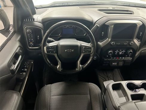 Used 2019 Chevrolet Silverado 1500 RST image 11