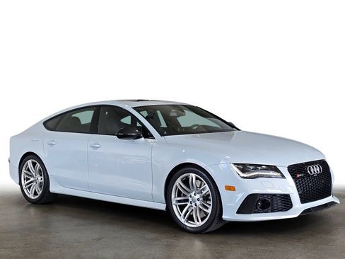 Used 2015 Audi RS 7 Prestige w/ Carbon-Optic Package AWD/4WD image 3