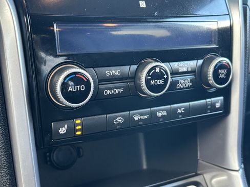 Used 2022 Subaru Ascent Limited w/ Technology Package image 23