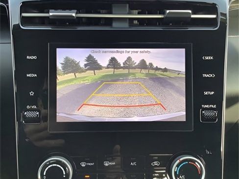 Used 2024 Hyundai Tucson SE image 20