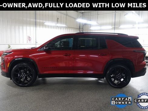 Used 2024 Chevrolet Traverse RS image 4