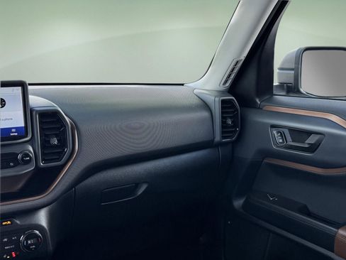 Used 2021 Ford Bronco Sport Outer Banks image 19