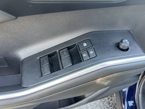 Used 2025 Toyota Highlander XSE AWD/4WD image 15