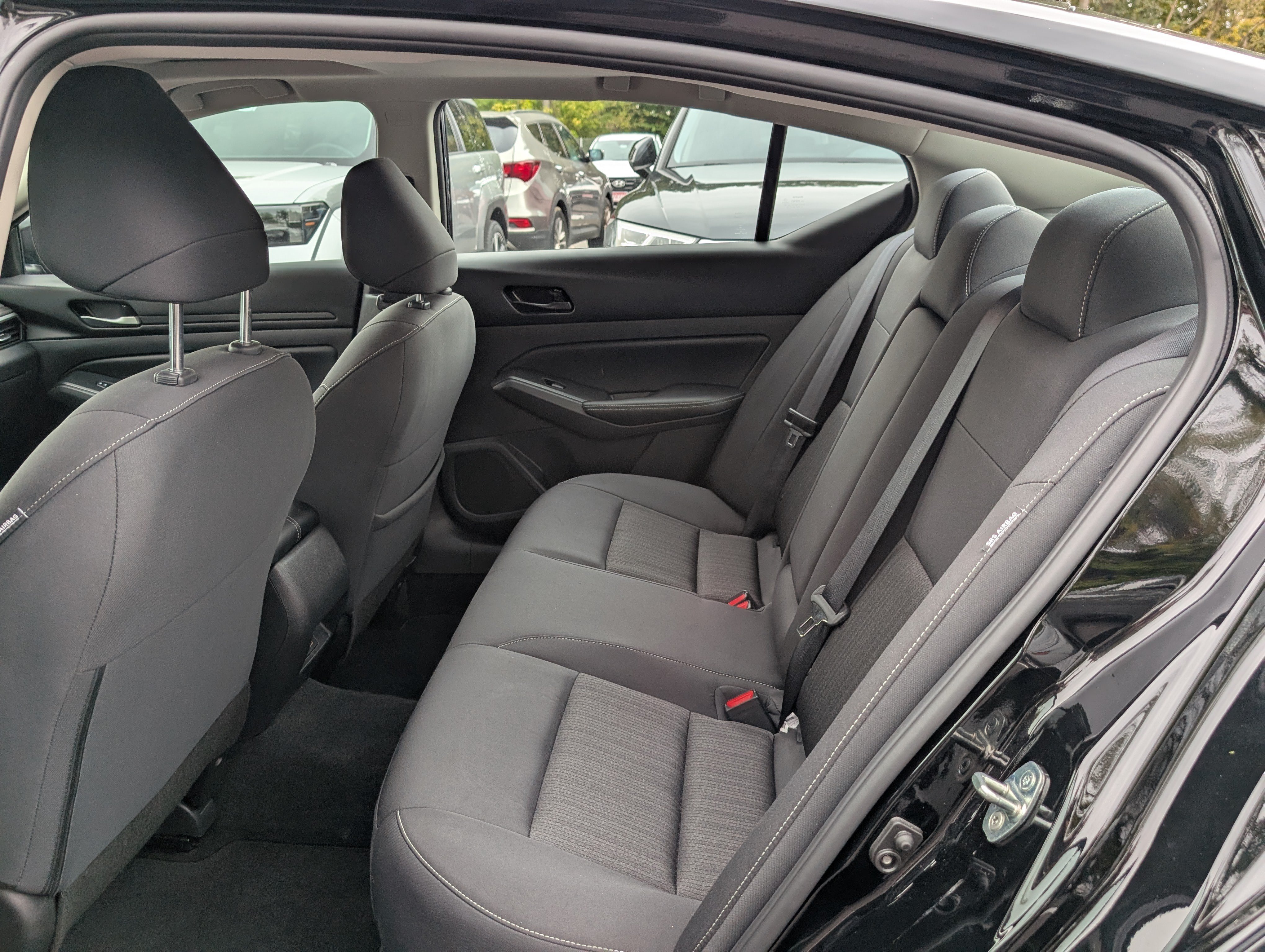 Used 2025 Nissan Altima 2.5 SV w/ SV Special Edition Package FWD image 13