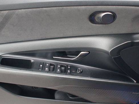 Used 2023 Hyundai Elantra N image 27