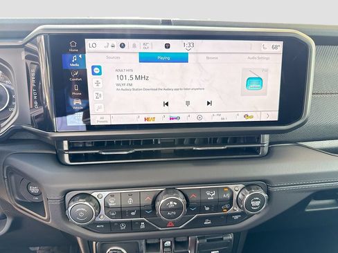 New 2026 Jeep Gladiator Mojave AWD/4WD image 15