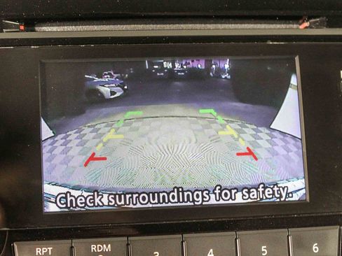 Used 2018 Nissan Rogue Sport SV image 24