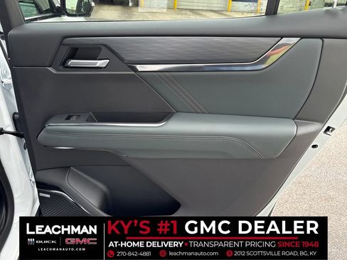 New 2026 GMC Acadia AT4 w/ Super Cruise Package AWD/4WD image 49