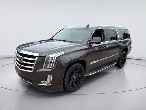 Used 2018 Cadillac Escalade ESV Luxury RWD image 1