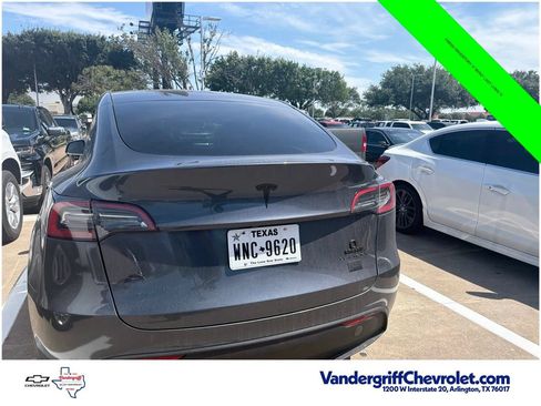 Used 2023 Tesla Model Y Long Range AWD/4WD image 9