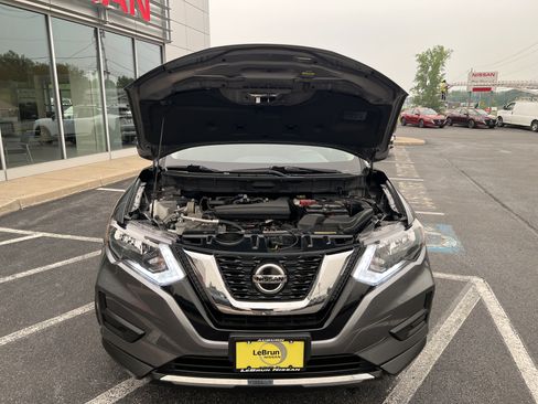 Used 2018 Nissan Rogue S AWD/4WD image 18