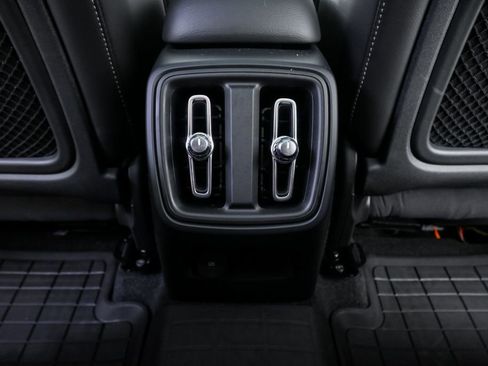 Used 2023 Volvo XC40 B5 Plus w/ Driver Assist Package image 20