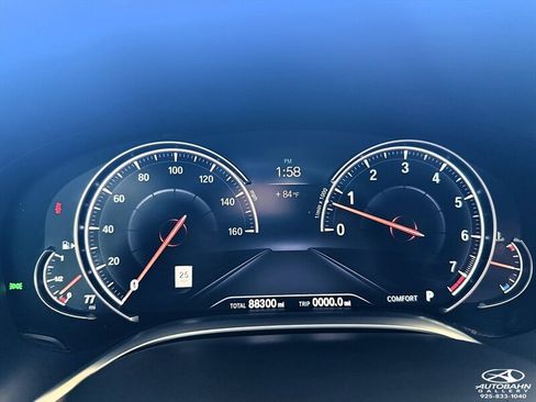 Used 2019 BMW 740i w/ Executive Package RWD image 11