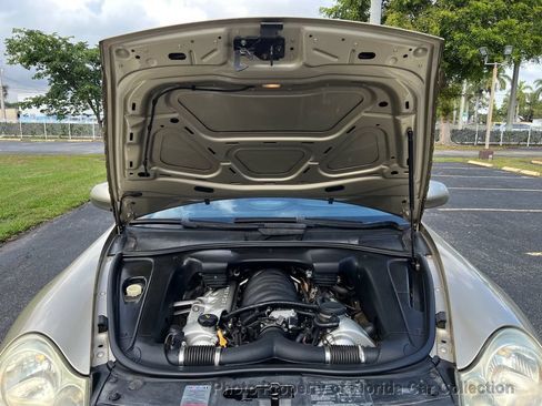 Used 2005 Porsche Cayenne S AWD/4WD image 50