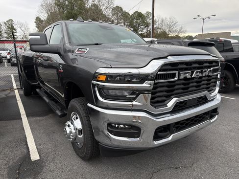 Used 2026 RAM 3500 Tradesman image 4