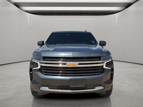 Used 2022 Chevrolet Suburban LT image 8