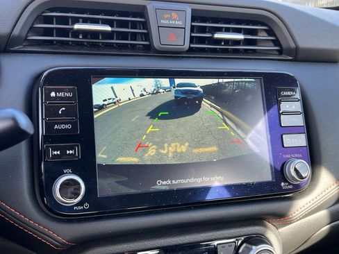 Used 2024 Nissan Versa SR w/ Trunk Package image 18