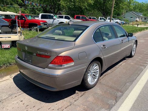 Used 2004 BMW 745Li RWD image 3