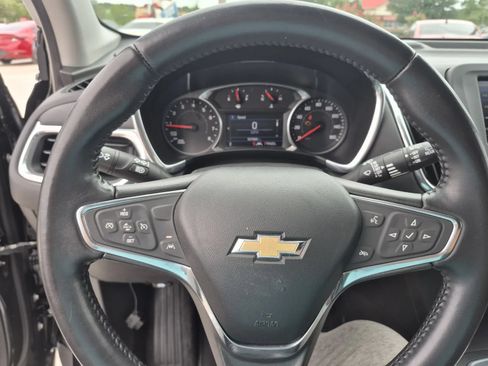 Used 2020 Chevrolet Equinox LT FWD image 33