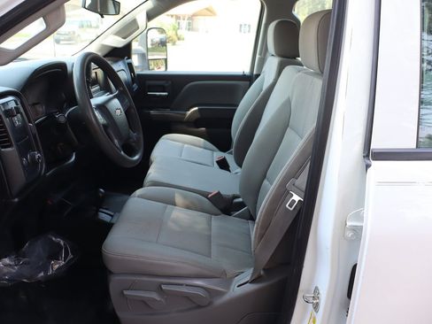 Used 2016 Chevrolet Silverado 2500 W/T AWD/4WD image 19