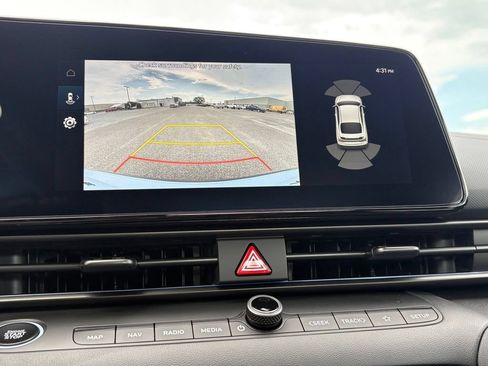 New 2026 Hyundai Elantra Limited FWD image 18