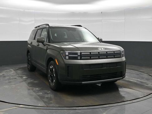 New 2026 Hyundai Santa Fe SEL image 2