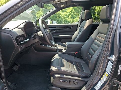 Used 2025 Honda CR-V Sport Touring image 13
