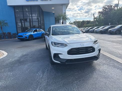 Certified 2023 Honda HR-V Sport image 2