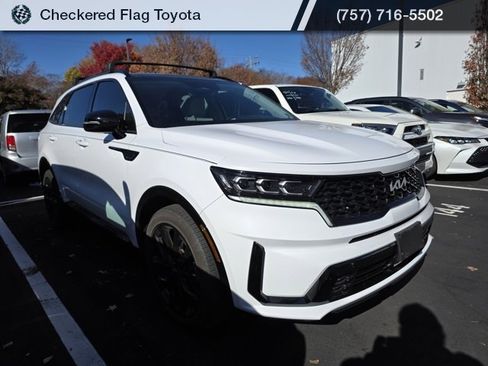 Used 2023 Kia Sorento SX image 3