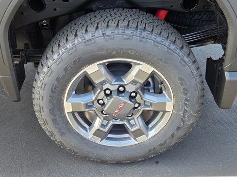 New 2026 GMC Sierra 2500 SLE w/ SLE Value Package; image 5