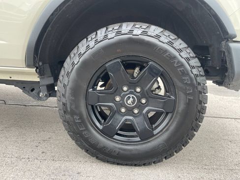 Used 2025 Ford Bronco Big Bend image 32