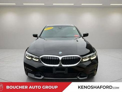 Used 2019 BMW 330i xDrive Sedan w/ Convenience Package image 2