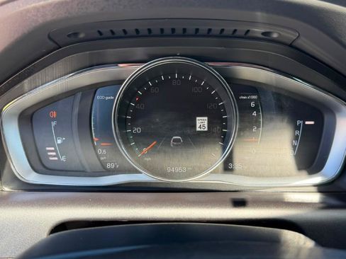 Used 2017 Volvo XC60 T5 Inscription w/ Advanced Package AWD/4WD image 21