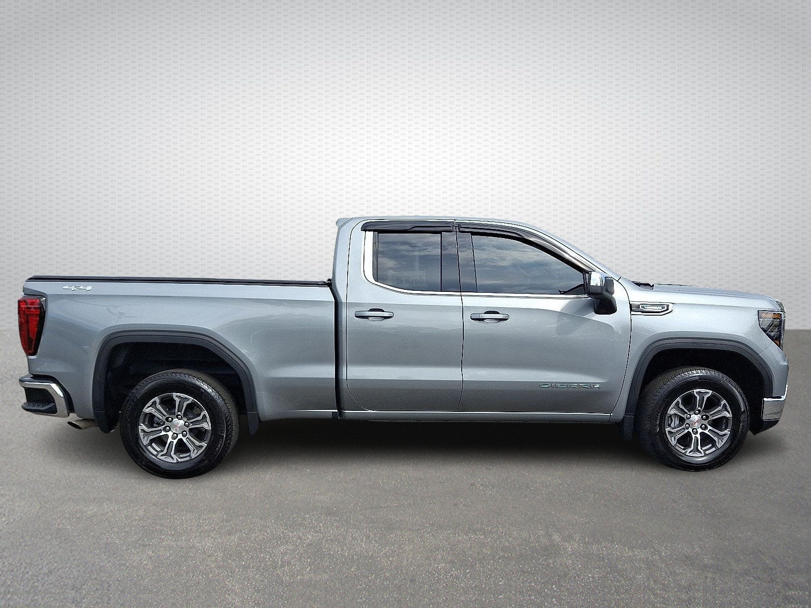 Used 2026 GMC Sierra 1500 SLE AWD/4WD image 7
