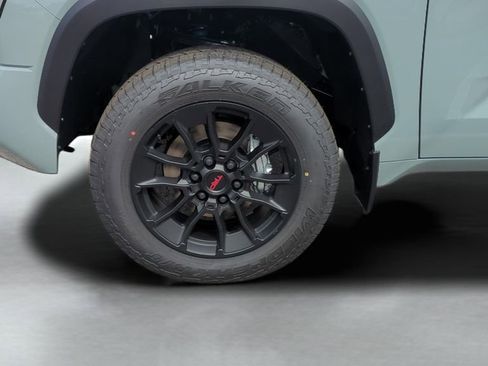 New 2026 Toyota Tundra Limited AWD/4WD image 10