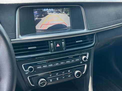 Used 2018 Kia Optima LX FWD image 24