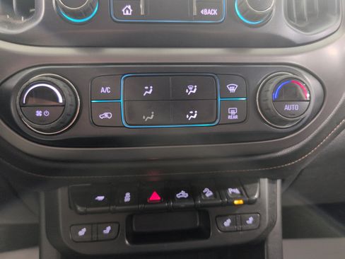 Used 2022 GMC Canyon AT4 w/ Trailering Package image 18