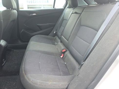 Used 2019 Chevrolet Cruze LT w/ Convenience Package FWD image 10