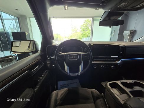 Used 2022 GMC Sierra 1500 Elevation AWD/4WD image 14