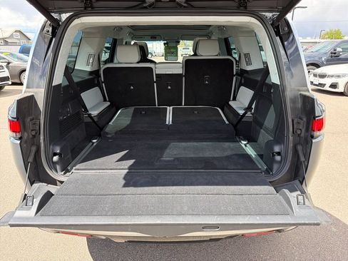 Used 2024 Rivian R1S Adventure AWD/4WD image 22
